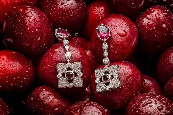 How-to-photograph-earrings1